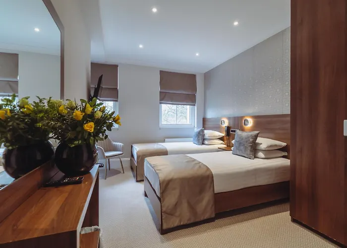 London House Hotel