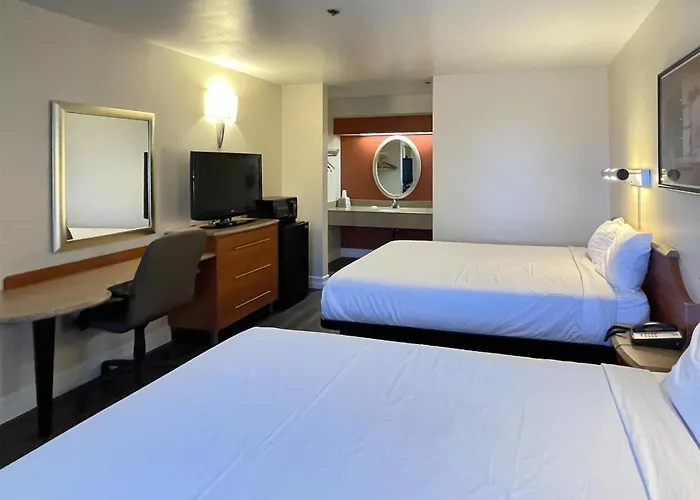 Mojave Desert Inn - Barstow I-15