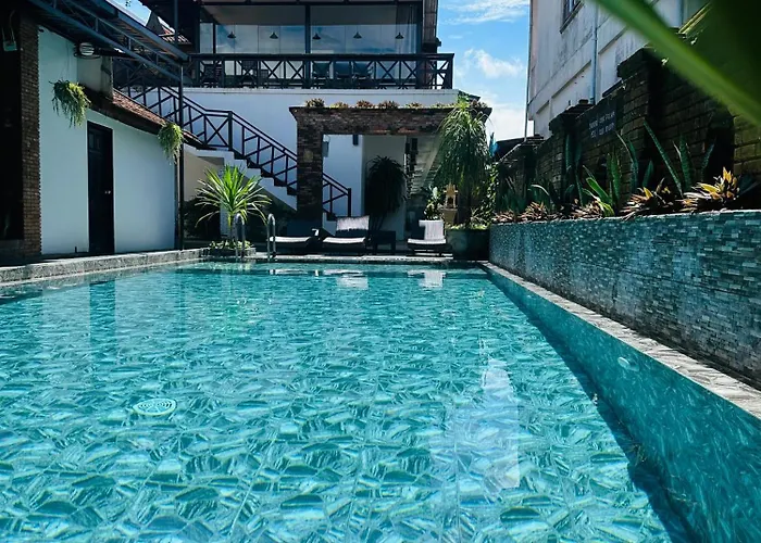 Win Hotel