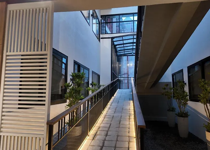 Jambuluwuk Bromo Poshtel