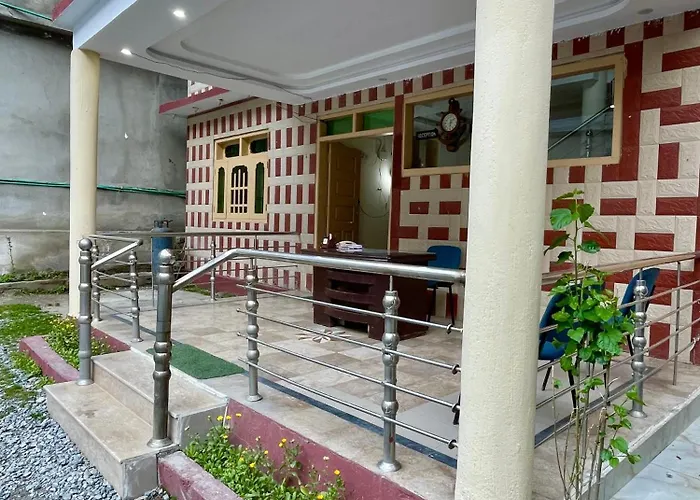 Dream Palace Naran
