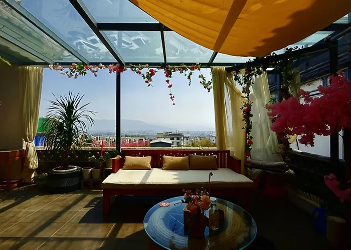 Earstring Hanging Gardens Hotel