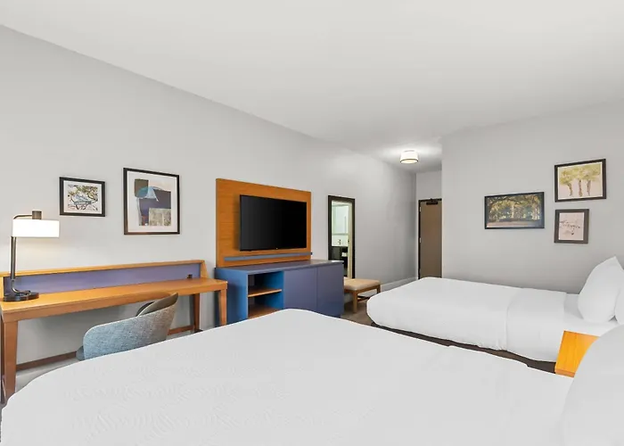 Country Inn & Suites Etown