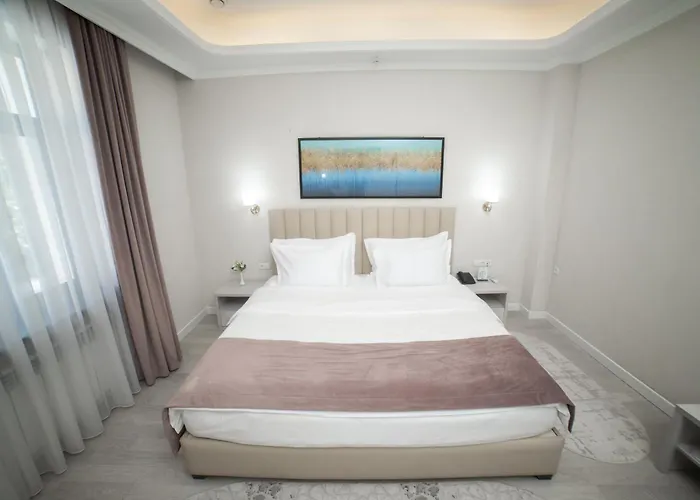 Turon Lux Hotel