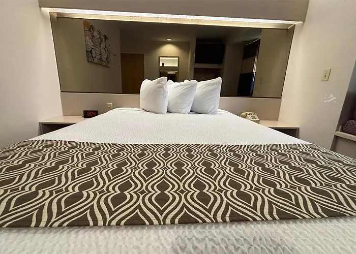 Microtel Inn By Wyndham Champaign
