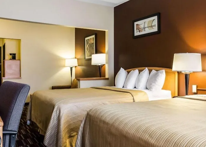 Quality Suites Near West Acres