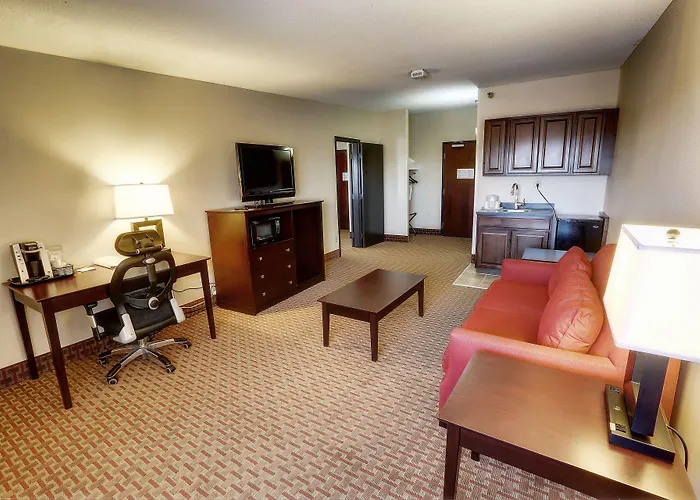 Clarion Hotel Convention Center