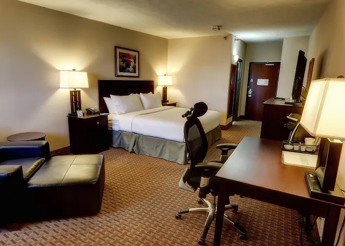 Clarion Hotel Convention Center