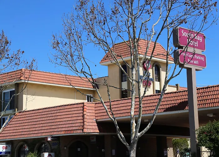 Best Western Plus South Bay Hotel