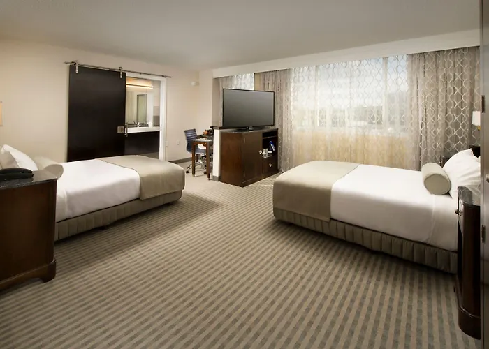Skybridge Seattle Airport Hotel