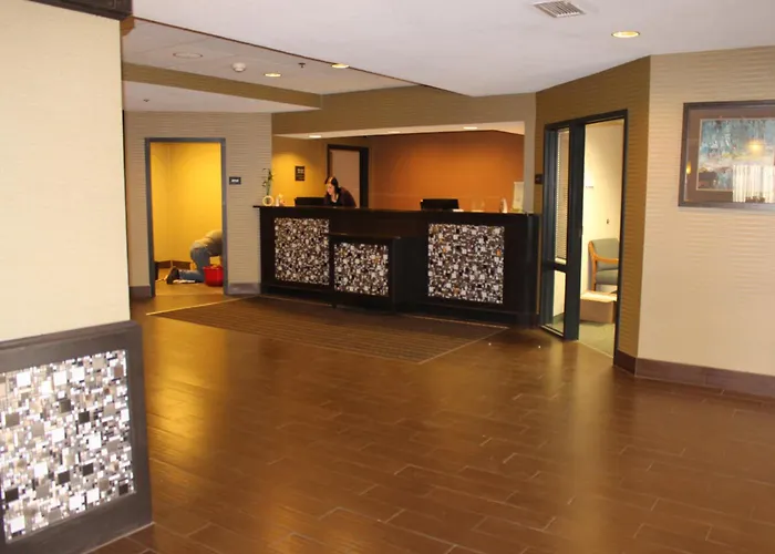 Best Western Plus Wichita West Airport Inn