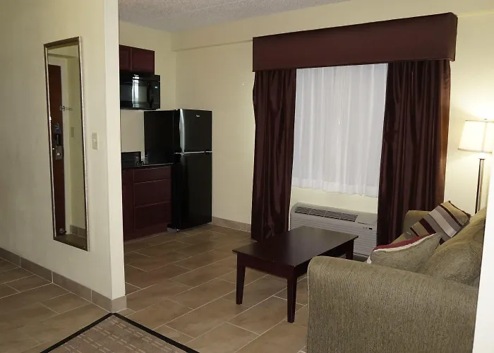 Best Western Airport Inn & Suites Cleveland