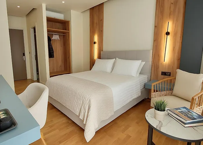 Elite Patras Suites