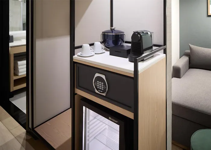 Hyatt Place Montreal Airport