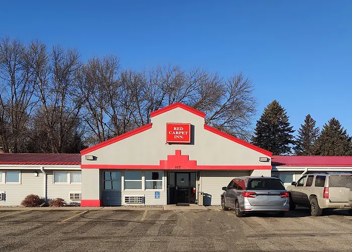 Red Carpet Inn - Windom