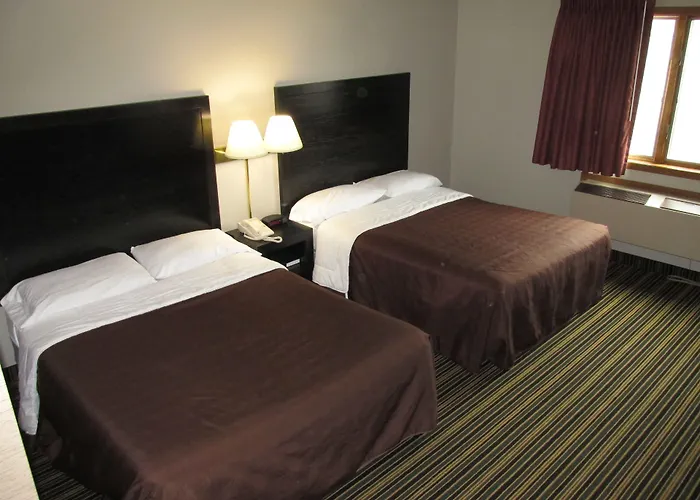 Woodfield Inn And Suites