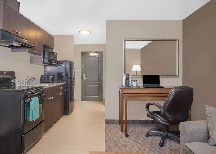 Super 8 By Wyndham Athabasca Ab