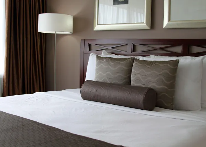 Red Lion Inn And Suites Victoria