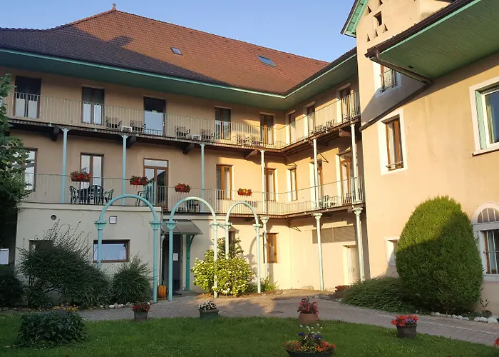Hôtel de Genève , Faverges-Seythenex 74210, Haute Savoie
