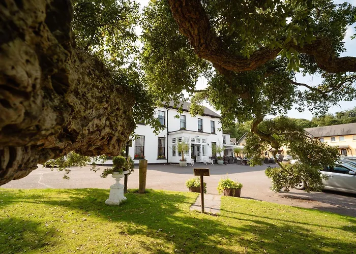 Courtmacsherry Hotel