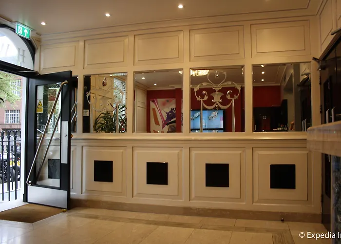 Howard Winchester Hotel