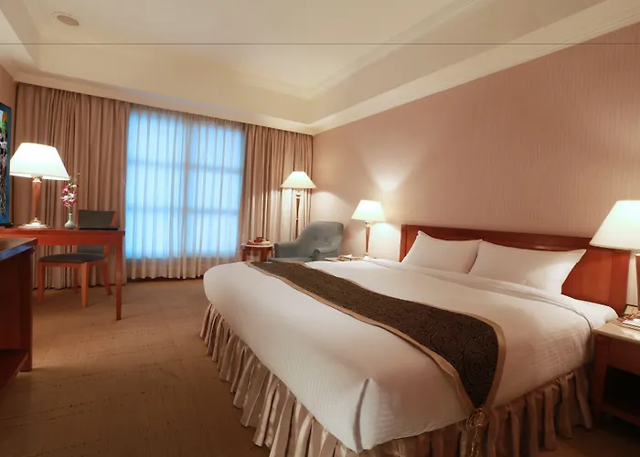 Grand Boss Hotel