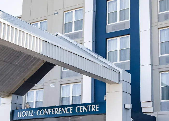 Cambridge Hotel&Conference Centre