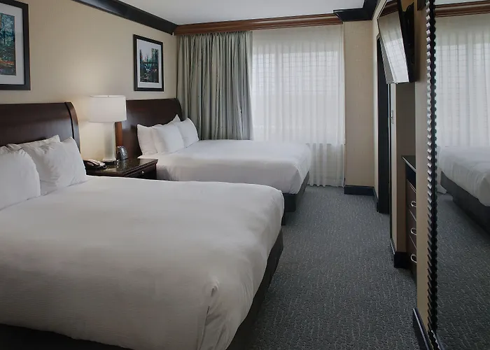 Doubletree Suites By Hilton Bentonville