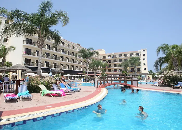 Tsokkos Gardens Hotel