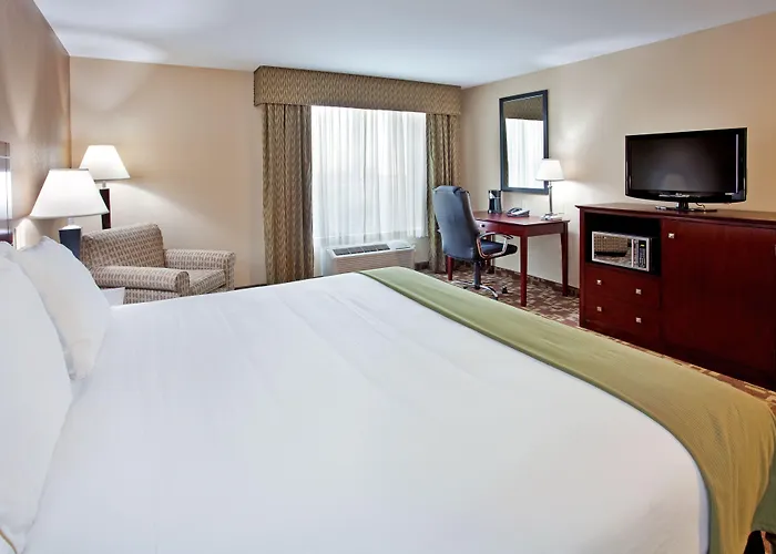 Holiday Inn Express Hotel & Suites St. Charles By Ihg