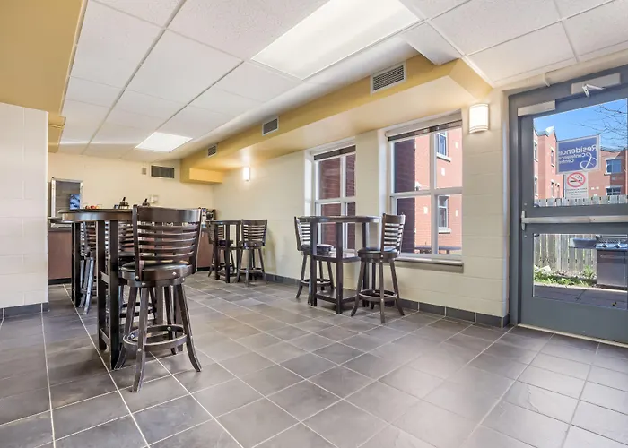 Residence&Conference Centre - Welland