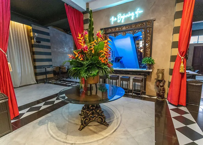 CasaBlanca Hotel