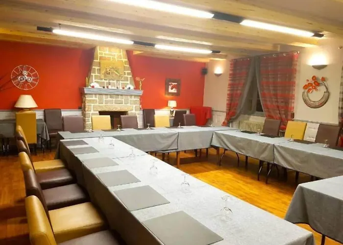 Logis Hotel De La Tour