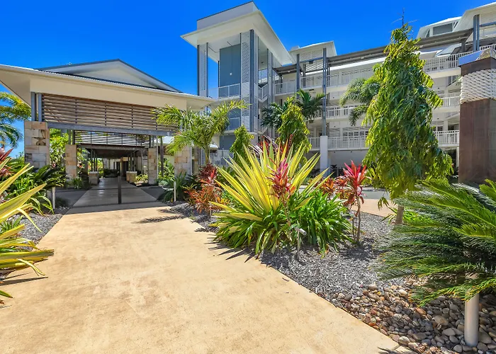 The Boathouse Apartments Airlie Beach