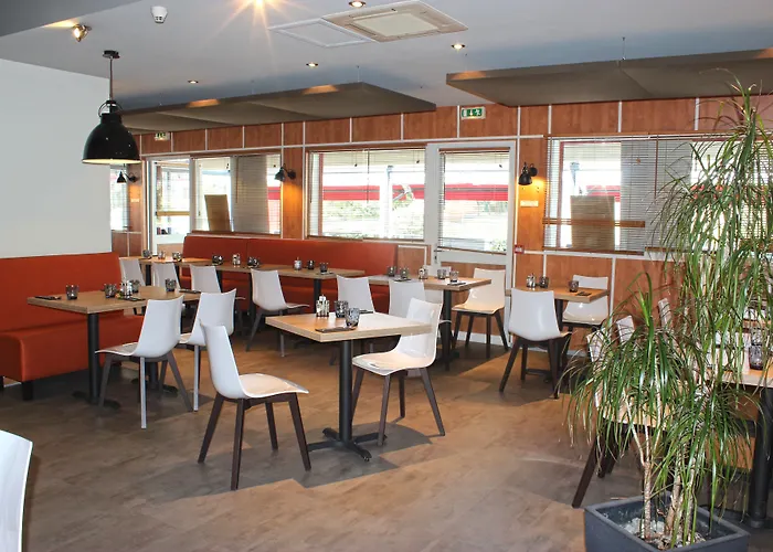 Brit Hotel La Rochelle Périgny