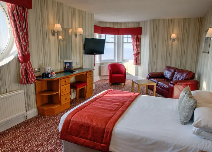 Cliffs Hotel