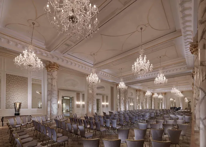 Four Seasons Hotel Baku