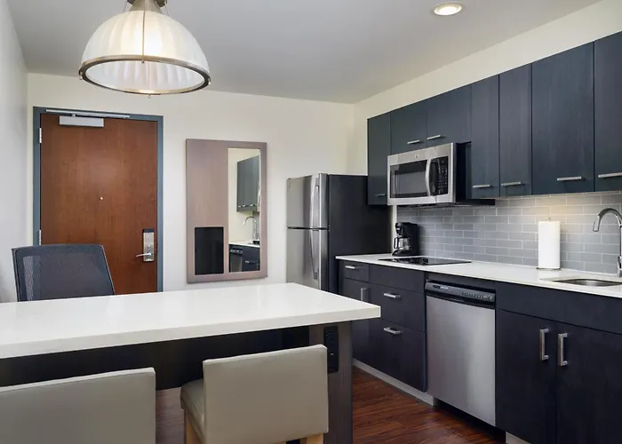 Hyatt House Austin/Downtown