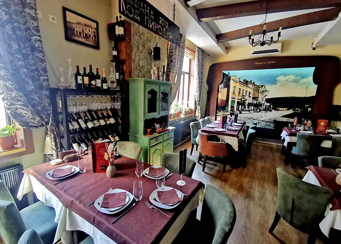 Rooms & Restaurant Pirocanac