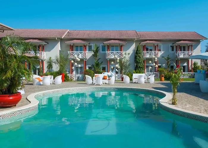 Nomad Suites Residence