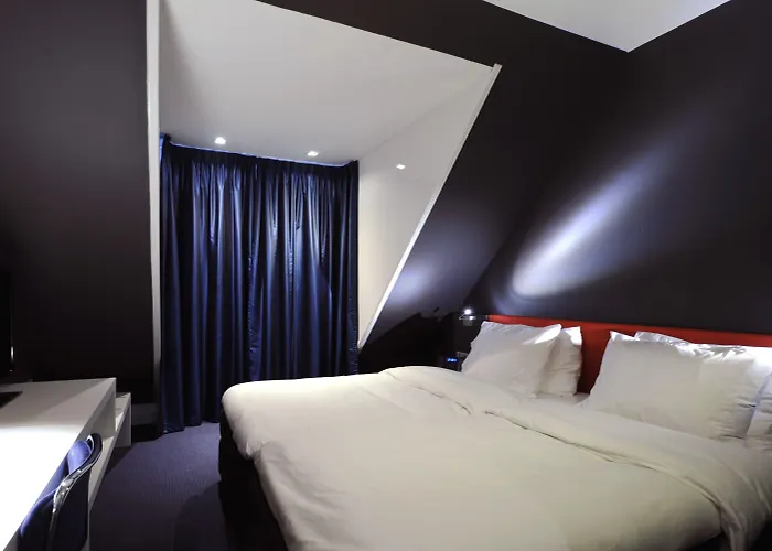 Blue Mansion Hotel