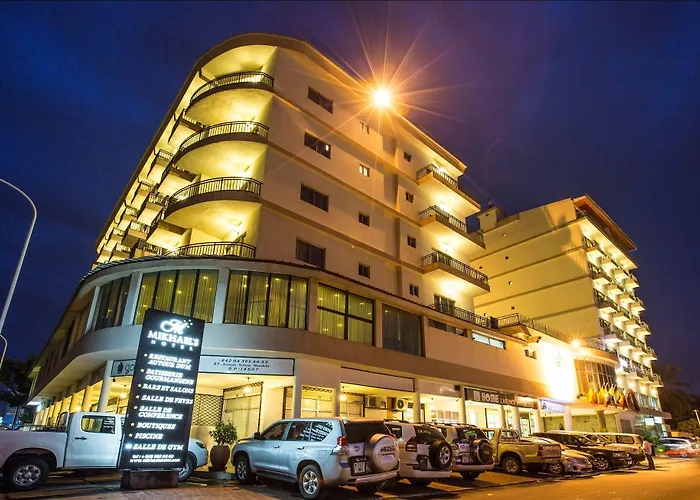 Mikhael'S Hotel