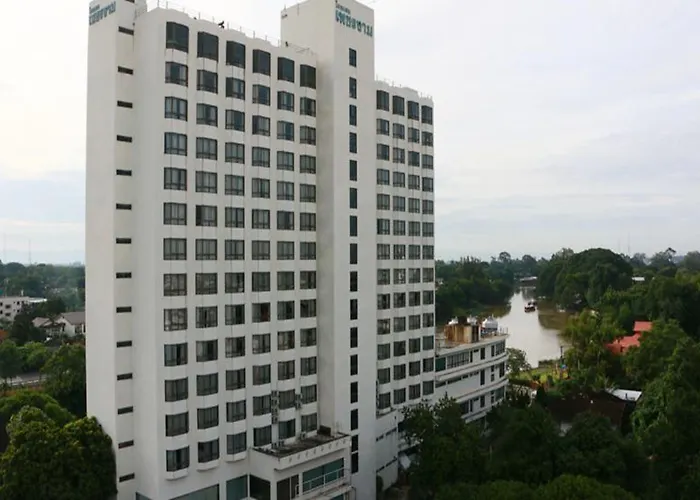 Diamond River Ping Petch-Ngam Hotel