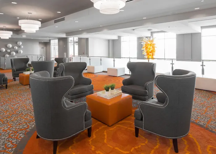 Holiday Inn Hotel & Suites Davenport By Ihg