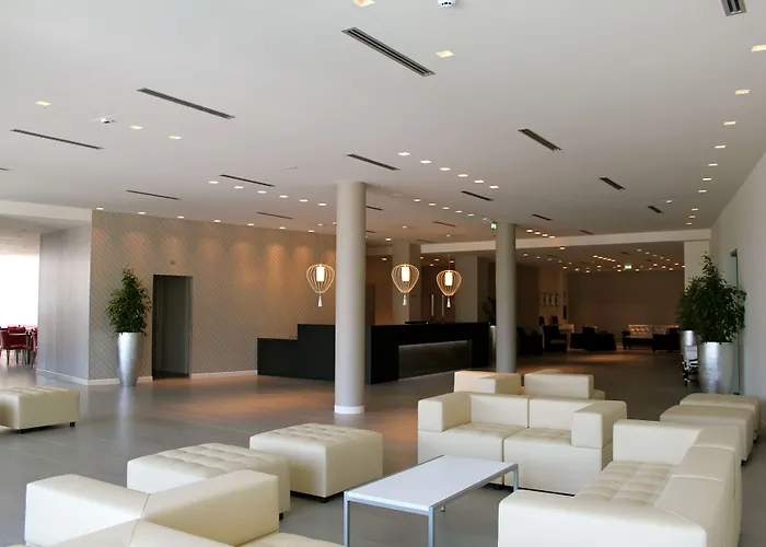 Tag Hotel