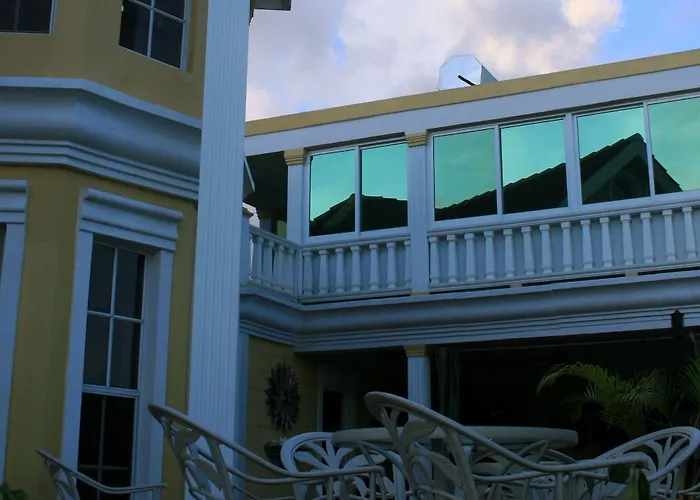 Fairview Guest House Kingstown