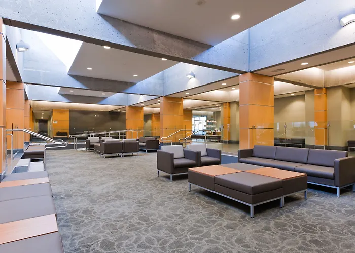 West Coast Suites At Ubc