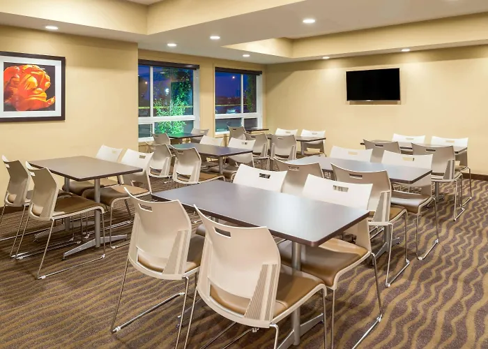 Microtel Inn & Suites By Wyndham Red Deer