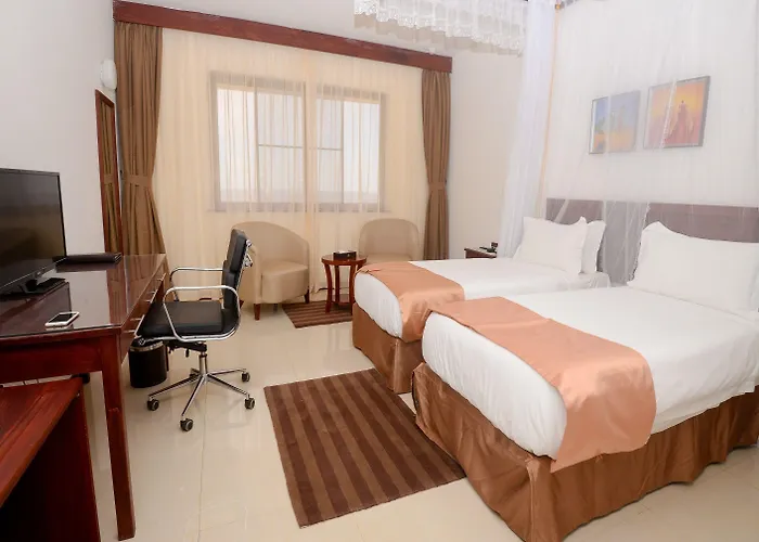 Raphael'S Hotel