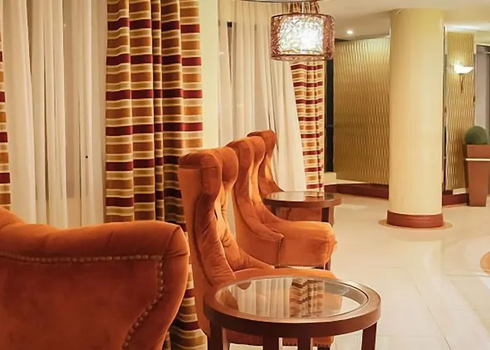Royal Garden Hotel